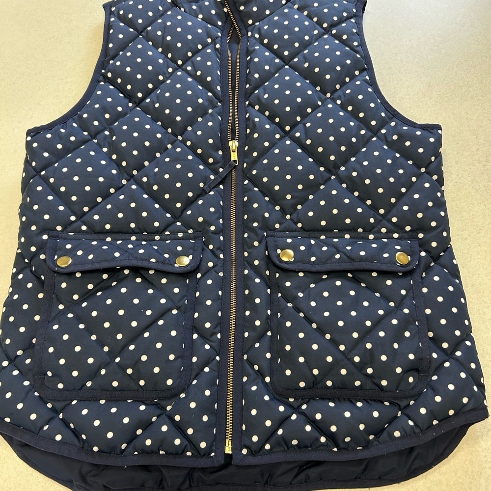 J Crew navy w/white polkadots vest in size s. Cute as can be.